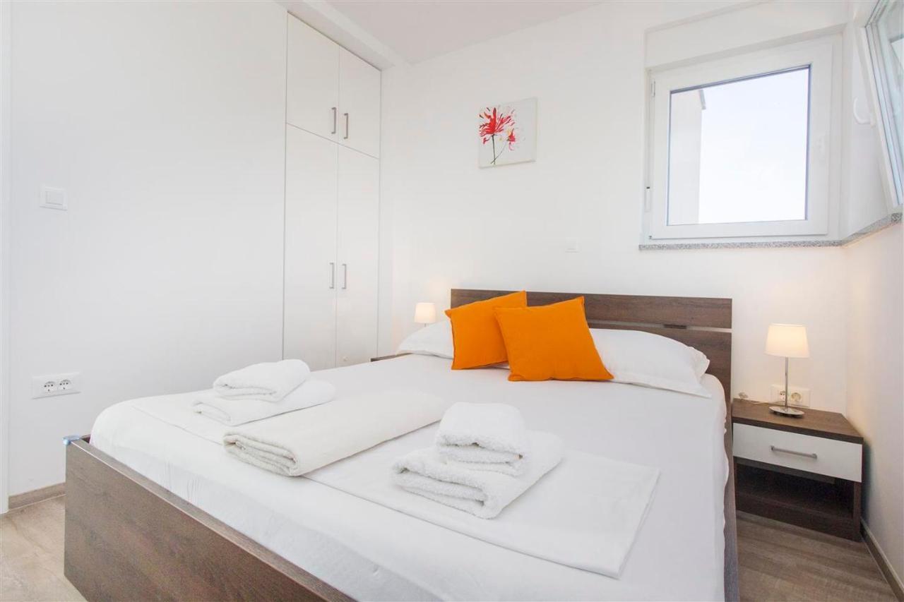 Villa Top Of Murter, Two Bedroom Apartment 2 מראה חיצוני תמונה