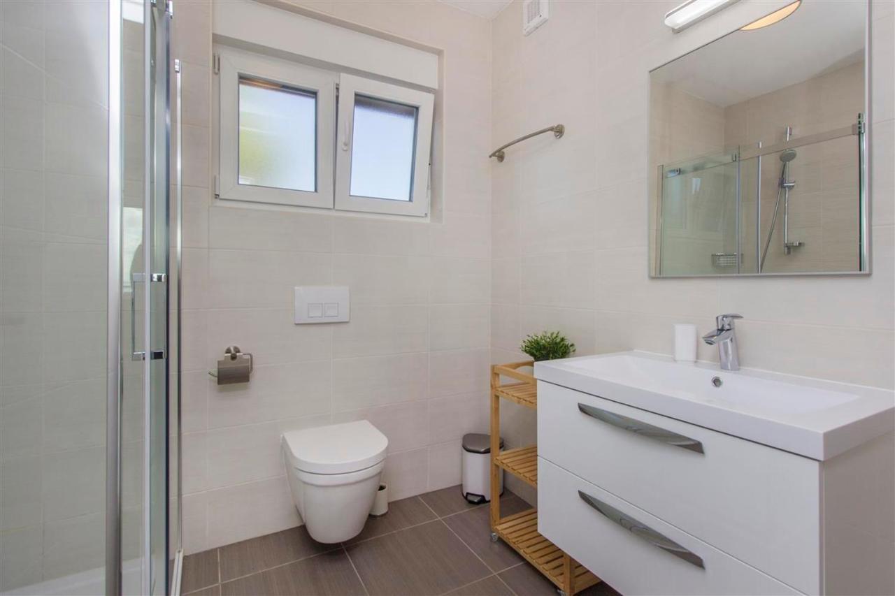 Villa Top Of Murter, Two Bedroom Apartment 2 מראה חיצוני תמונה